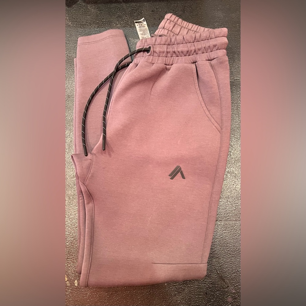 Alphalete Zip Cuff Jogger